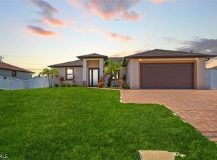 317 Kismet Pkwy E, Cape Coral, FL 33909