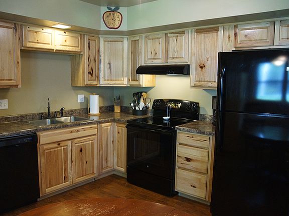 2nd image of 299 Carpenter Dr