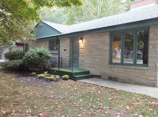 2217 Rheaume Rd, Manitowoc, WI 54220