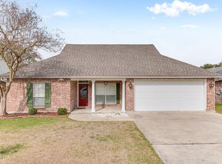 102 Nickland Dr, Scott, LA 70583