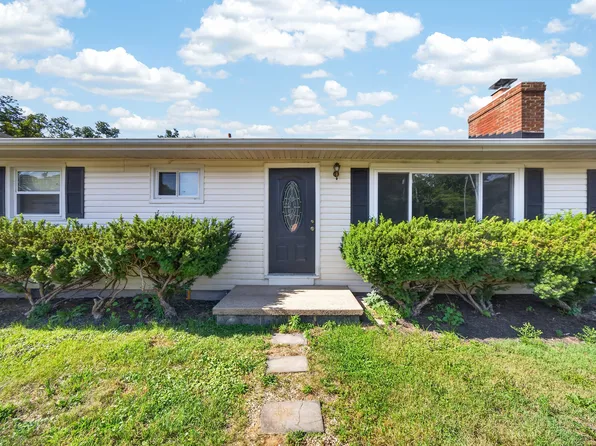 45448 Mallard St, Sterling, VA 20165