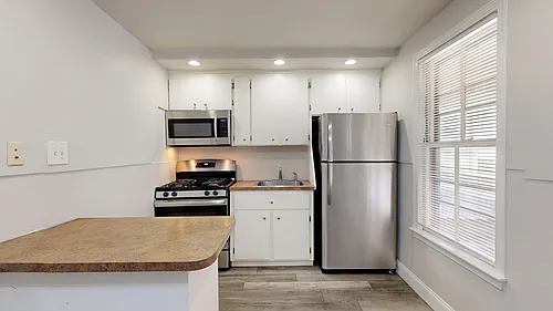 331 Paris St #1 Photo 1