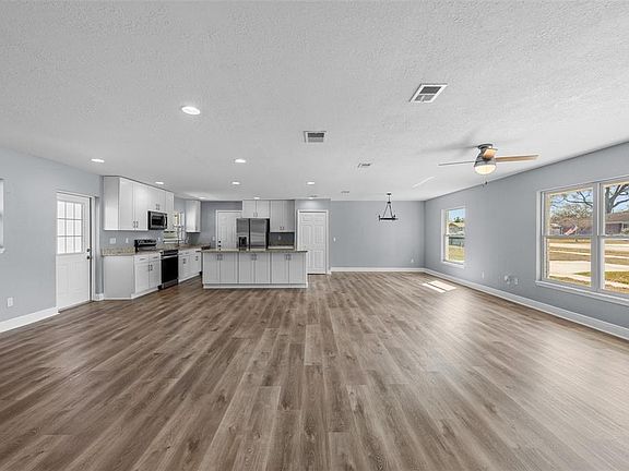 5th image of 606 Bama Rd