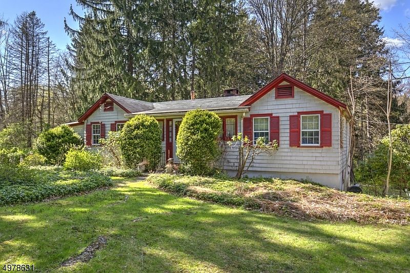 37 Corey Ln, Mendham, NJ 07945 Zillow