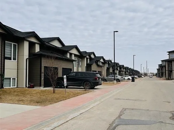 99 Shahi St, Winnipeg, MB