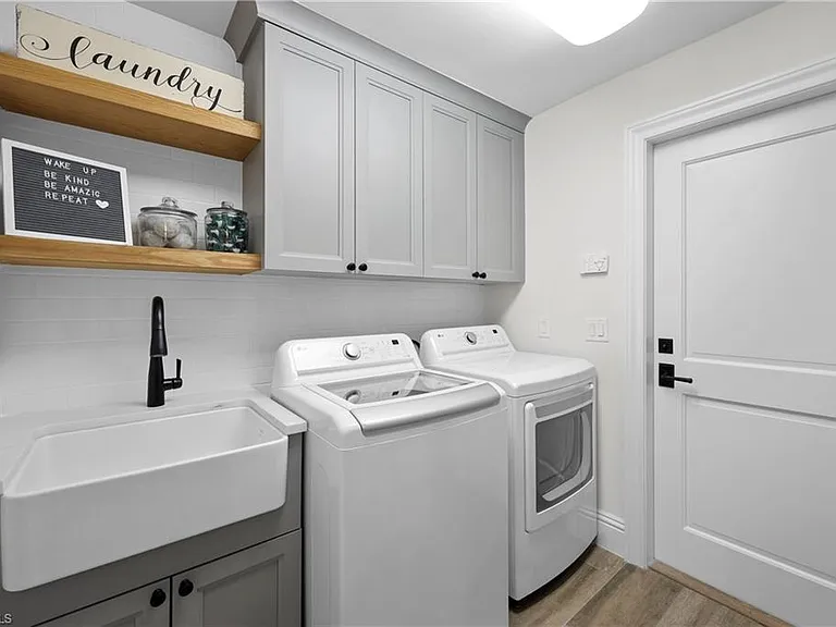 4611 Crayton Rd — Photo 32