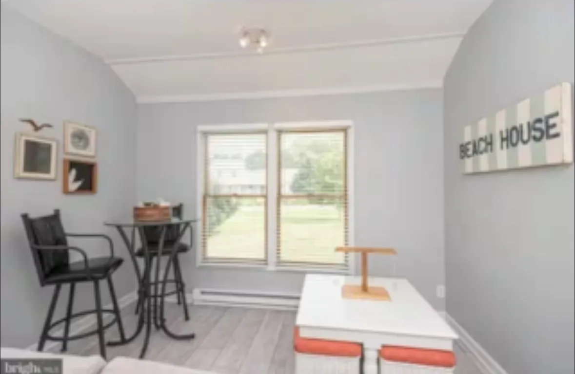 2 bed, 972 sqft, $1,750 — Photo 4