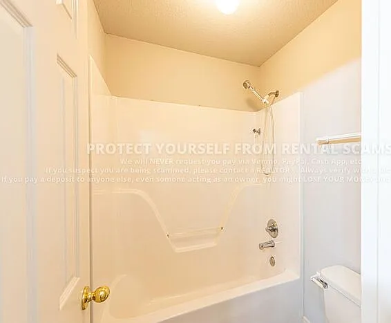 245 Ravenwood Rd #A — Photo 12