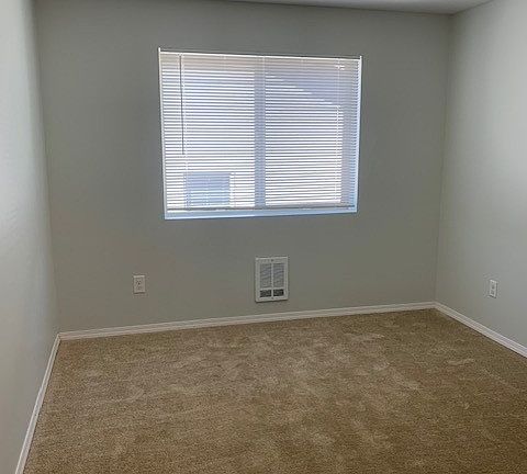 3rd image of 8262 42nd Pl NE