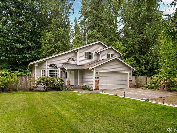 2nd image of 31727 NE 114th St