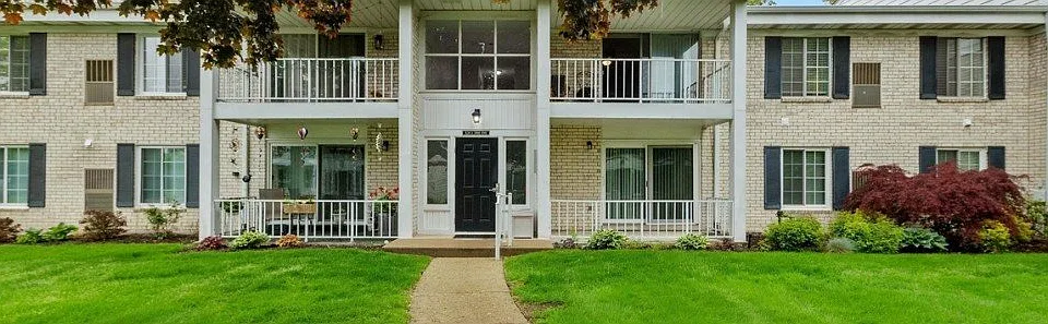35980 Ann Arbor Trl #25