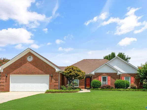 2322 Villaret Dr SW, Huntsville, AL 35803