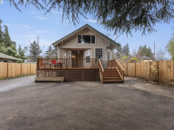 8767 N Peninsular Ave, Portland, OR 97217