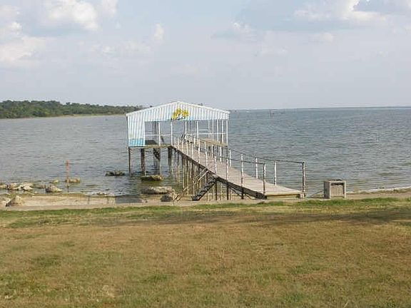 3rd image of 7513 Shoreline Dr