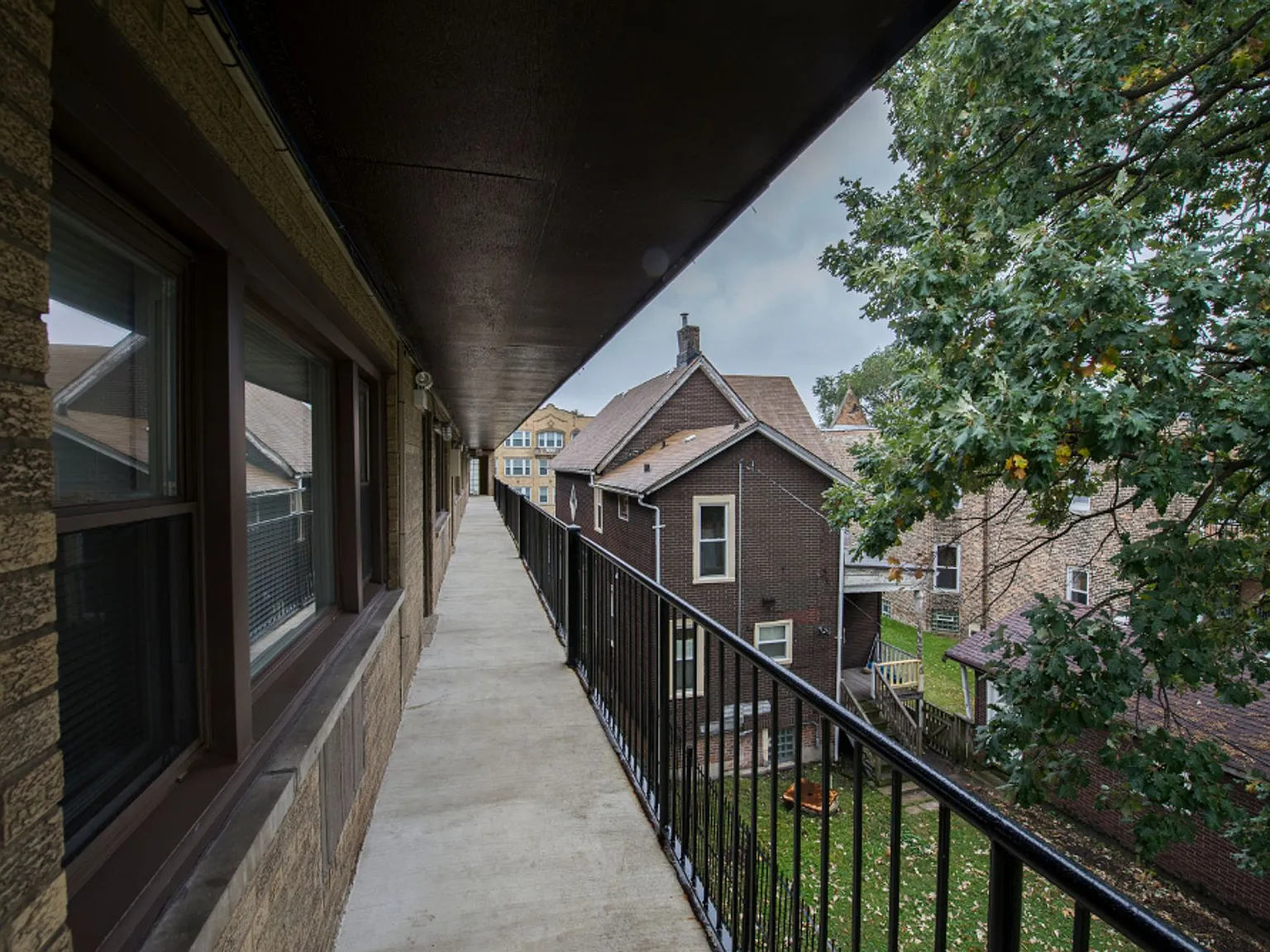 6022 S Indiana Ave — Photo 2