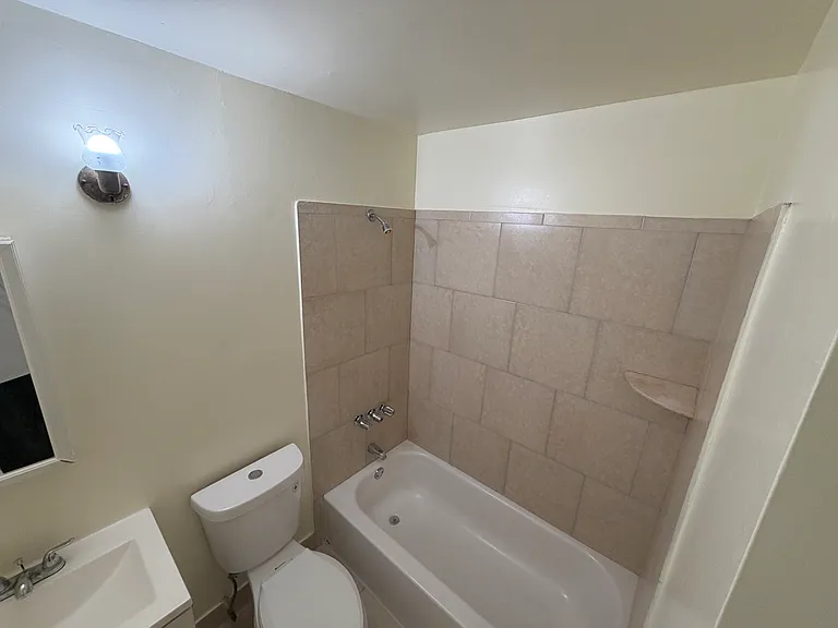 7314 NW 38th St #4 — Photo 11