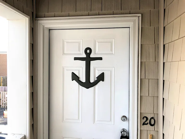 633 Spencer Farlow Dr #20 — Photo 2