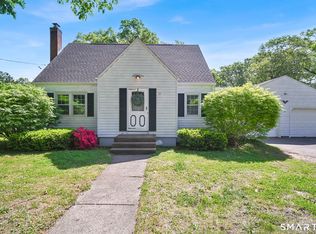 10 Pine Drive, Windsor Locks, CT 06096