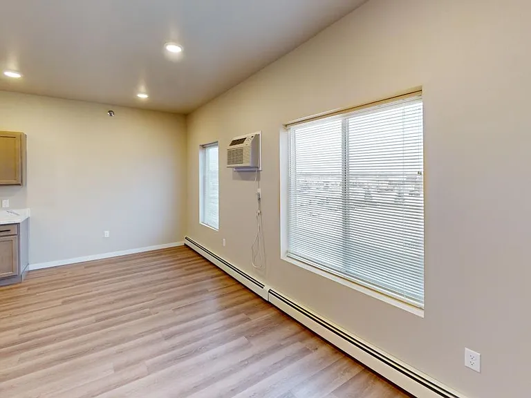 The Plains Apartments — Photo 15