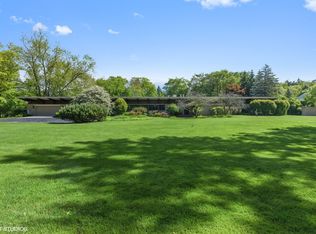 123 Woodley Rd, Winnetka, IL 60093