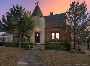 2502 E 2nd St, Tulsa, OK 74104