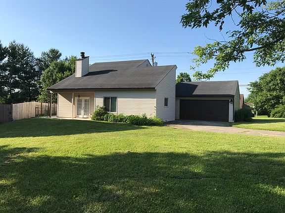 2nd image of 601 Greenfield Dr