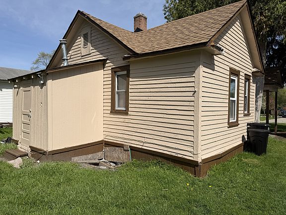 3rd image of 2526 White St