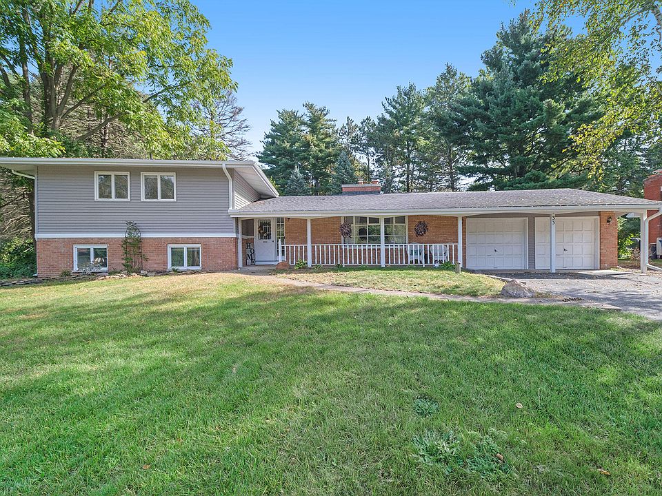 1st image of 33 Birch Hill Dr
