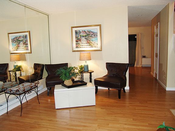 4th image of 960 Kiely Blvd Unit E