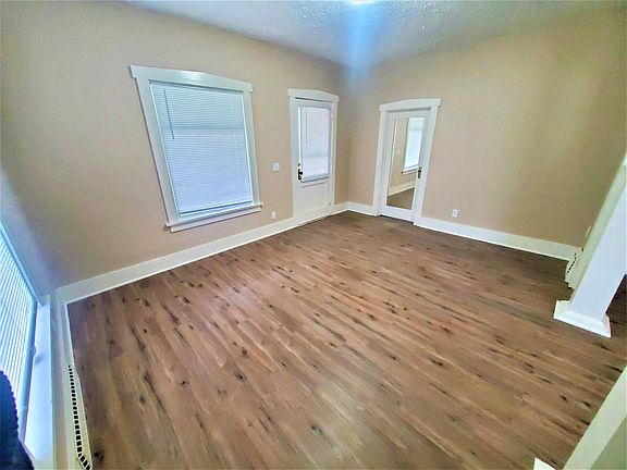 4th image of 1219 S 10th St