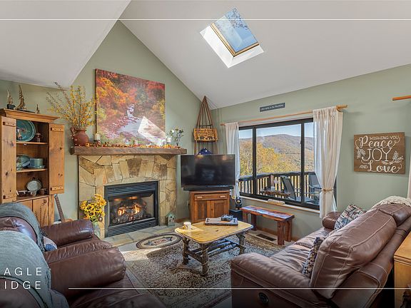 4th image of 363 Eagle Ridge Road