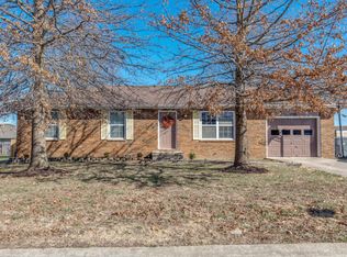 1103 E Parkview St, Ozark, MO 65721