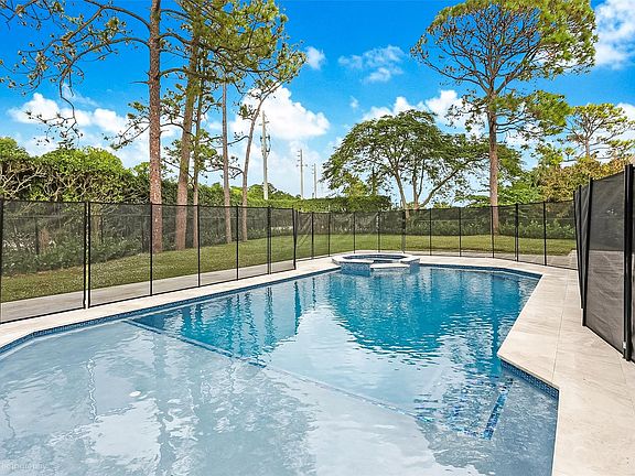 3rd image of 12901 Marsh Pointe Way