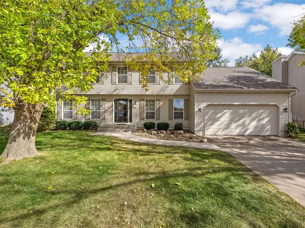 413 Rockvalley Dr SW, Cedar Rapids, IA 52404