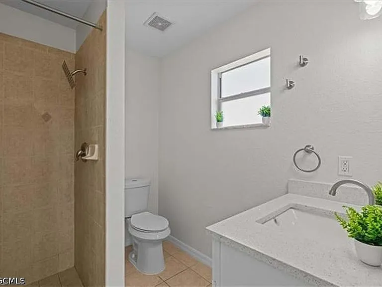 4303 26th St SW — Photo 12
