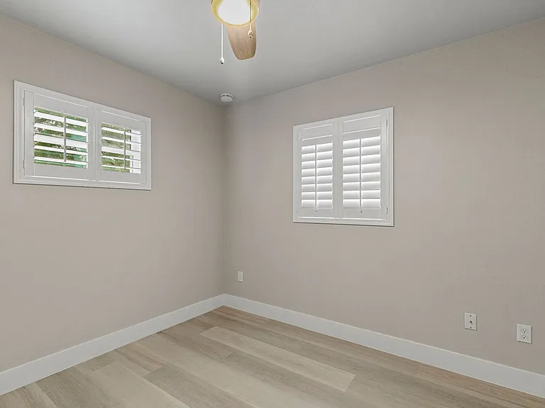 1518 NW 39th St — Photo 18