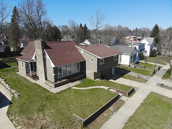 2nd image of 429 Evart St