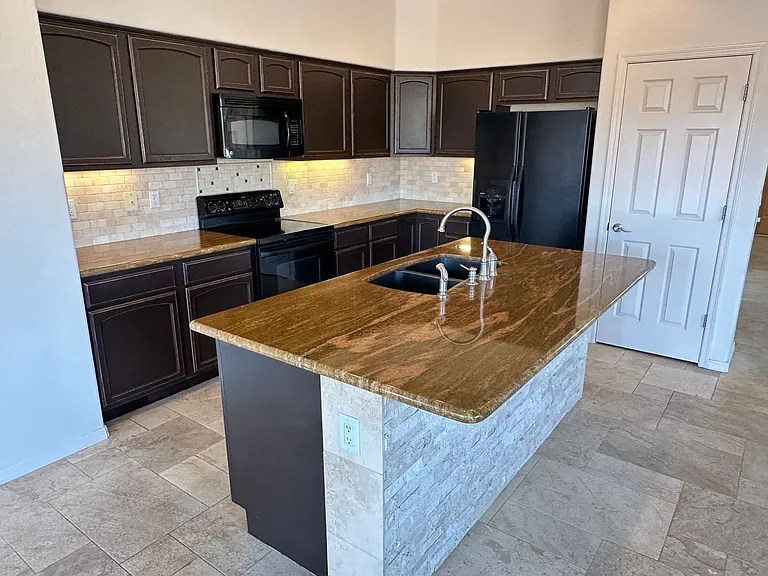 1170 Crown Ridge Rd — Photo 9