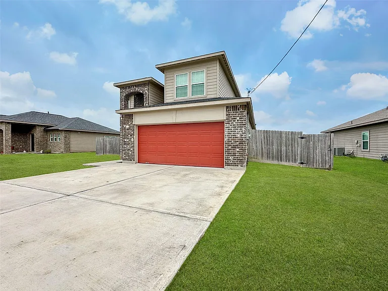 727 Road 5105 — Photo 4