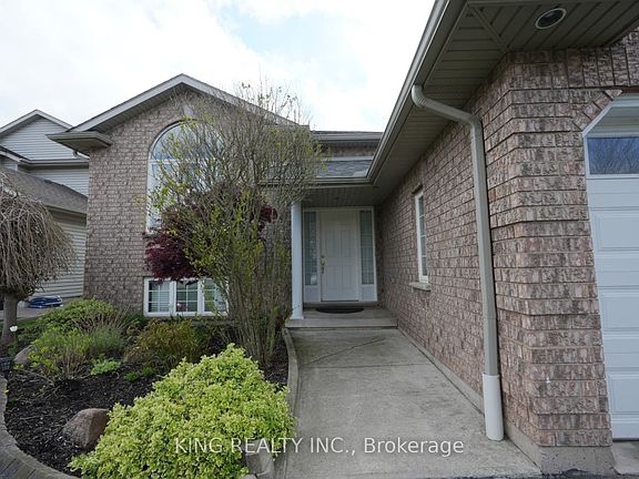2nd image of 120 Redwood Ct