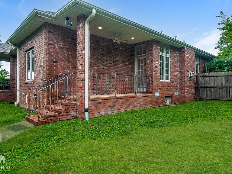 3253 Kickapoo Ave — Photo 17