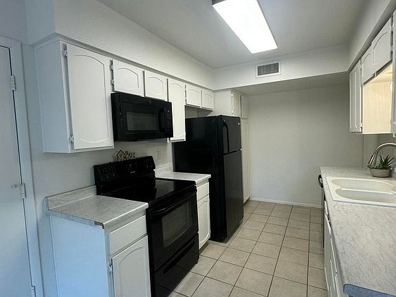 3rd image of 5620 S Admiralty Ct Unit C