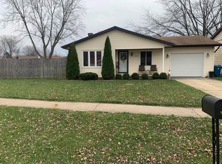 204 Walnut Valley Dr, Springfield, IL 62707