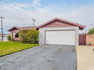 5450 Hawthorne St, Montclair, CA 91763