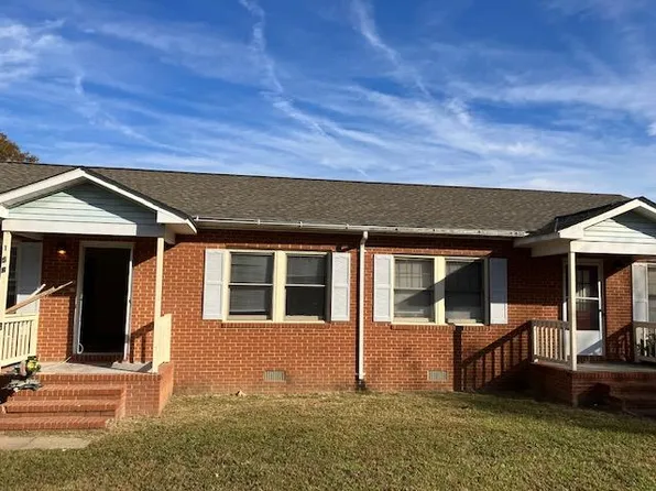 158 Opal Ln, Montross, VA 22520