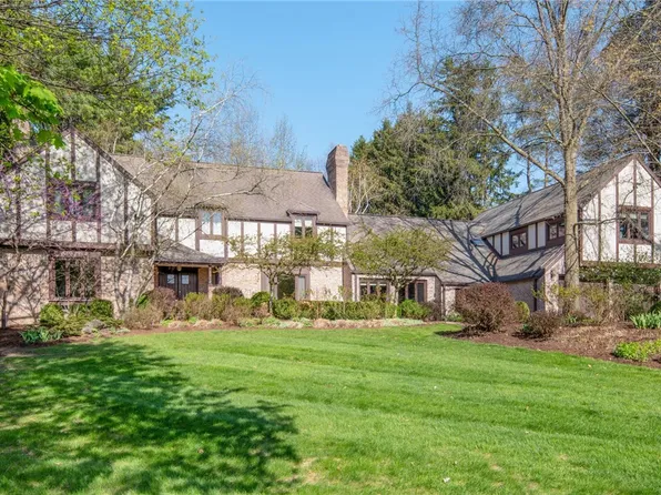 221 Highgate Rd, Ithaca, NY 14850