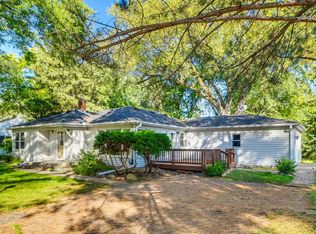 12802 Linde Ln, Minnetonka, MN 55305