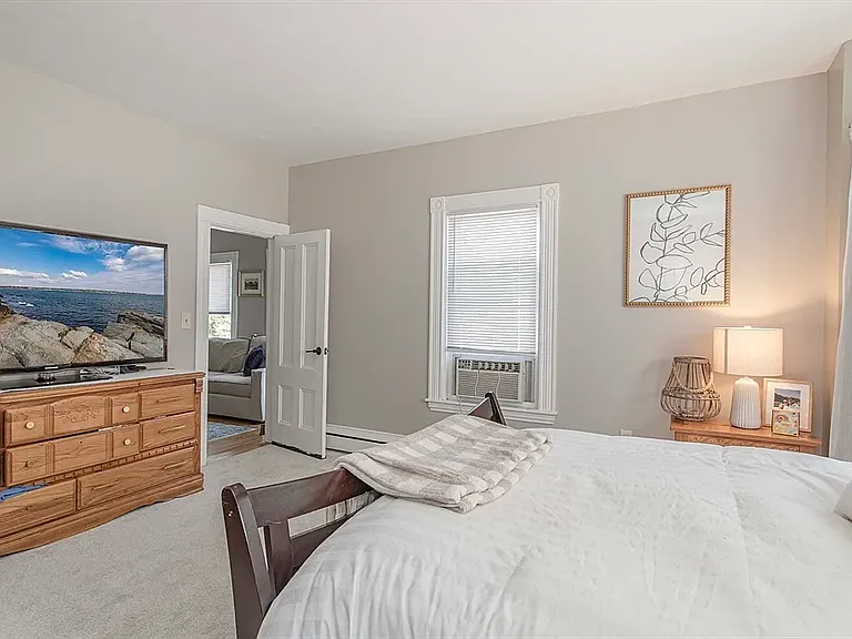 37 Rockland St #1 — Photo 11