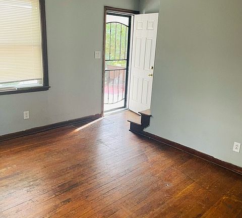 3rd image of 1130 22nd Ave #2