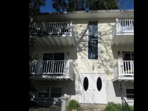 4 Warren Lodge Ct APT 1C, Cockeysville, MD 21030